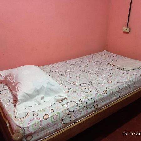 Hostal Maria Rivas Habitación foto