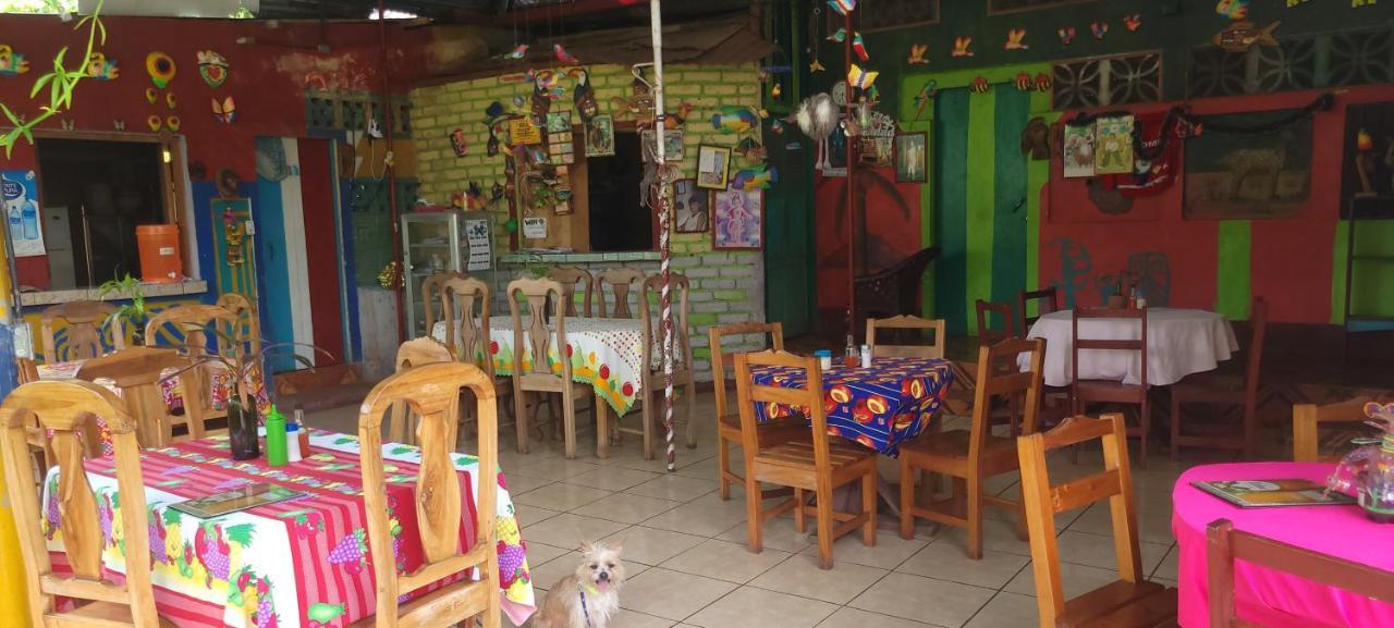 Hostal Maria Rivas Exterior foto